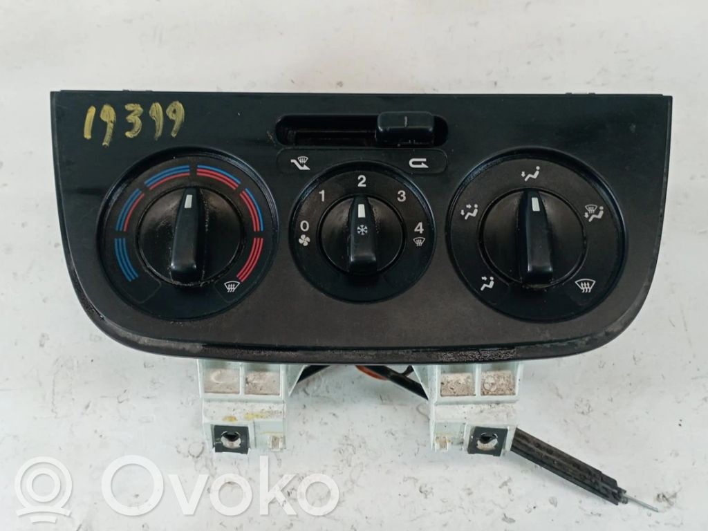 Climate control unit   735462118