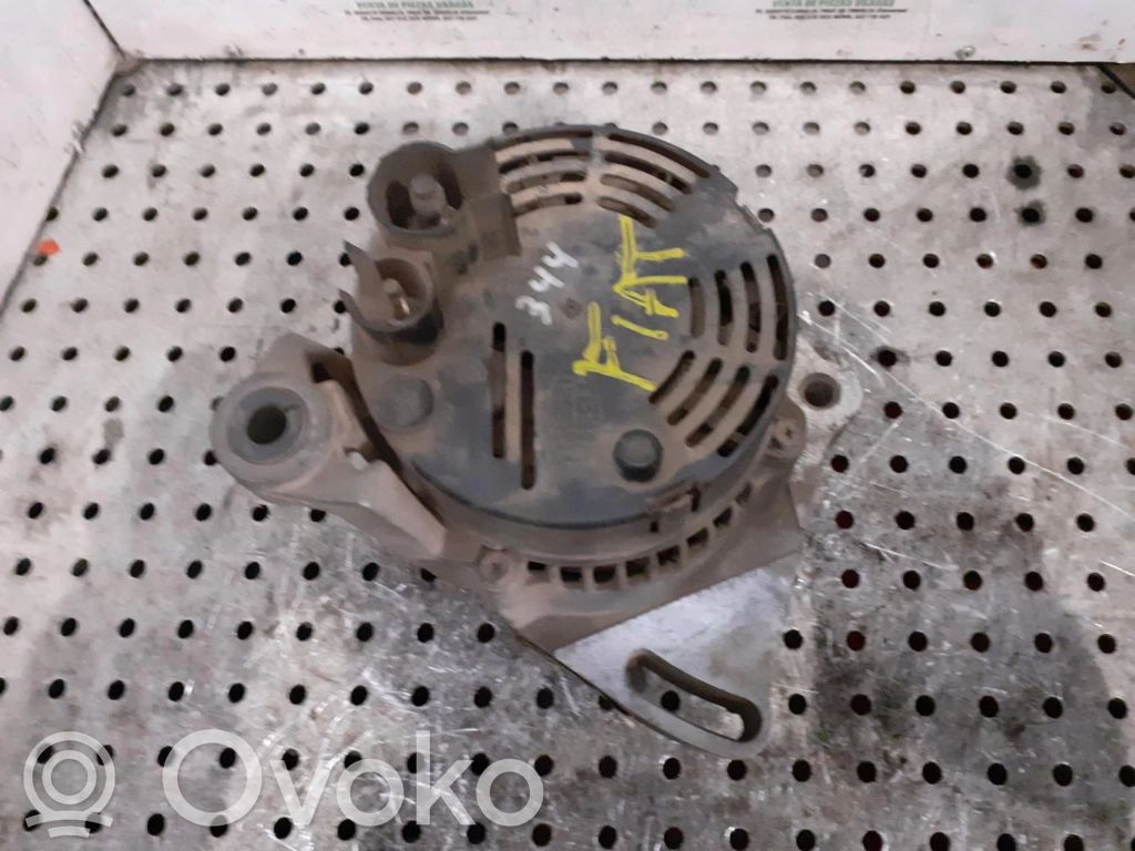 Fiat Punto (188) Генератор 