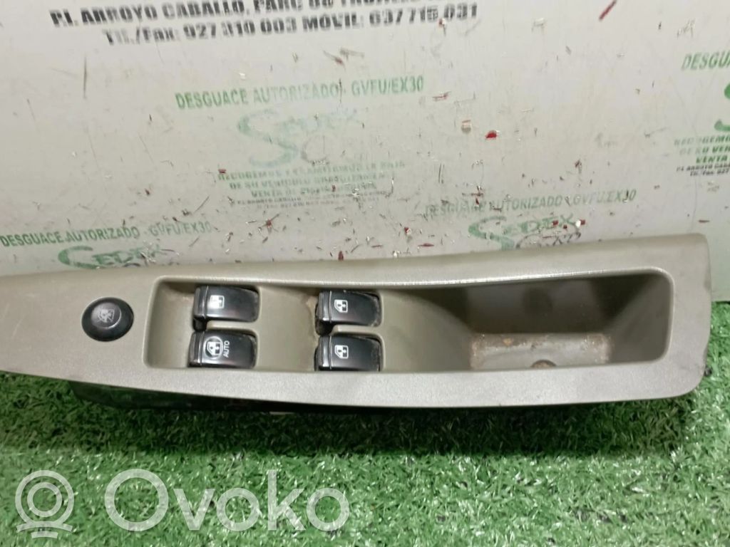 Suzuki Swift II Interruptor del elevalunas eléctrico 