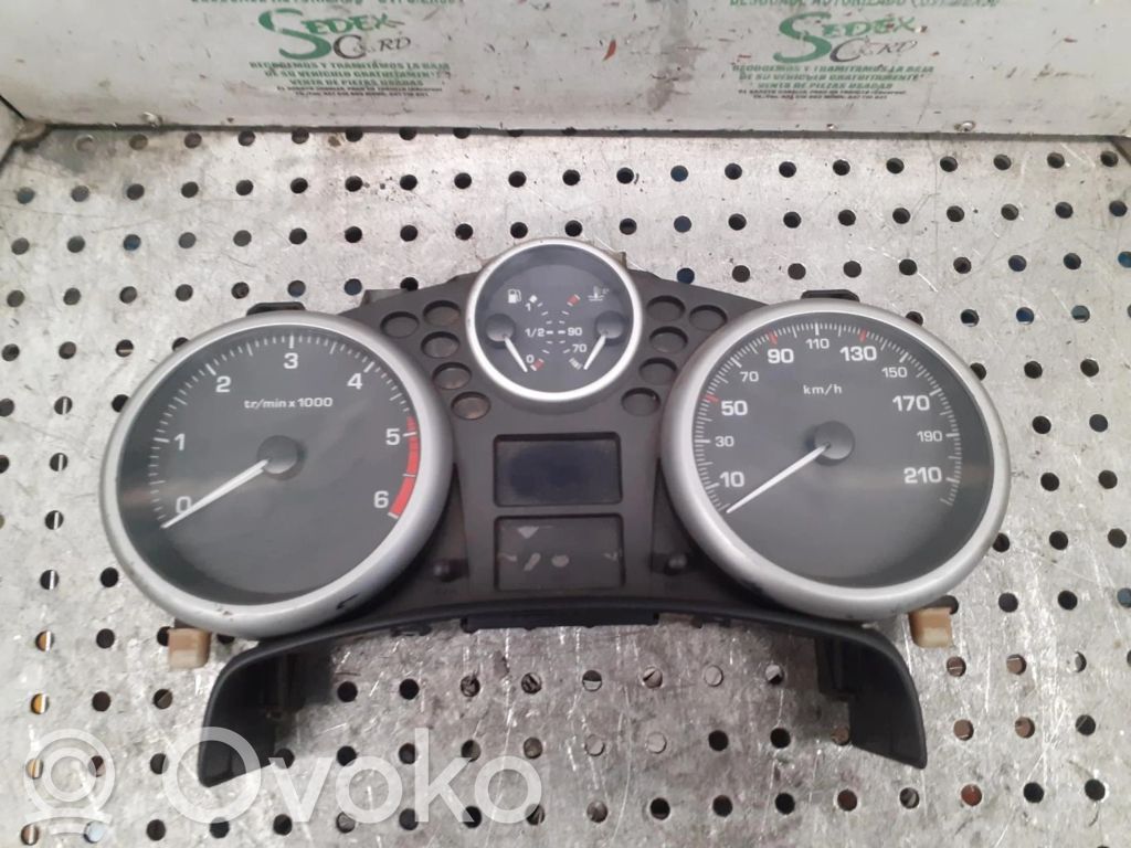 Peugeot 207 Speedometer (instrument cluster) 