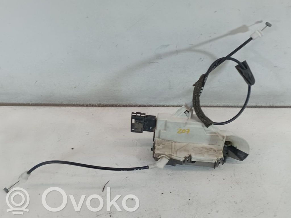 Peugeot 308 Etuoven lukko 