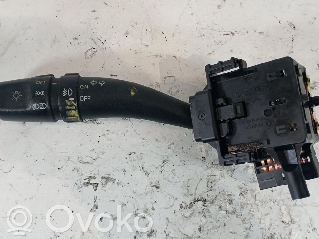 Hyundai Sonata Wiper turn signal indicator stalk/switch 