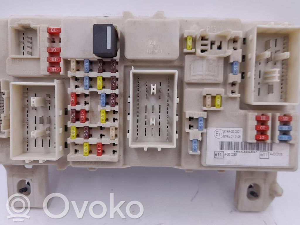 Ford Focus Fuse module 