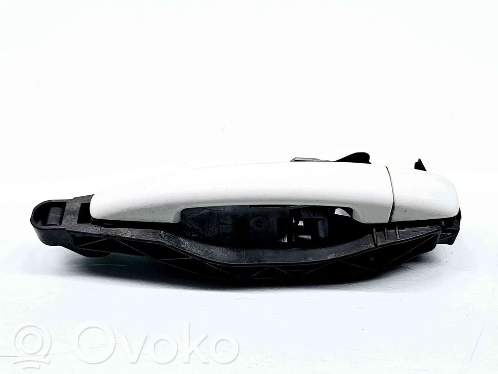 Peugeot 208 I Внешняя ручка 
