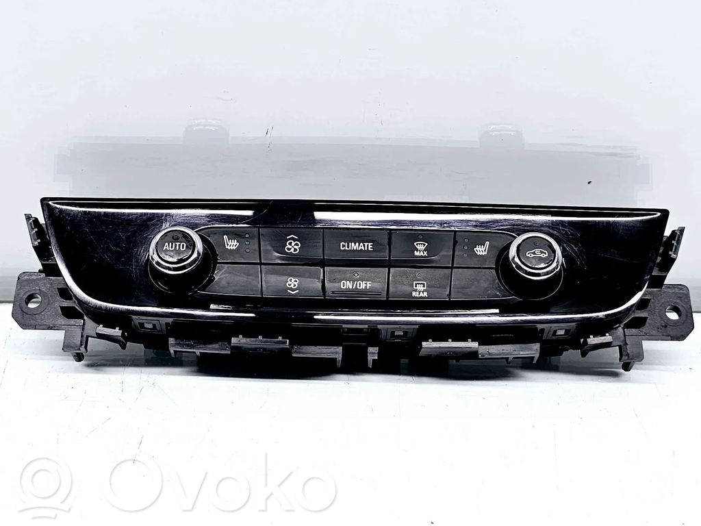 Opel Insignia B Climate control unit 