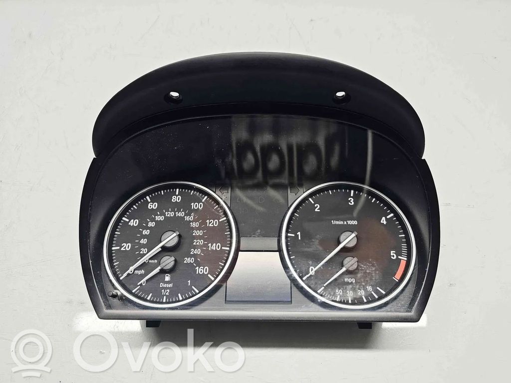BMW 3 E90 E91 Uhr 