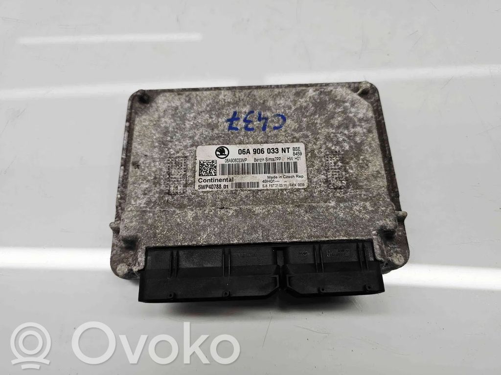 Skoda Octavia Mk2 (1Z) Engine control unit/module ECU 