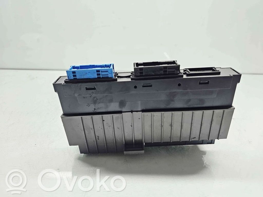 Sulakemoduuli   911944604