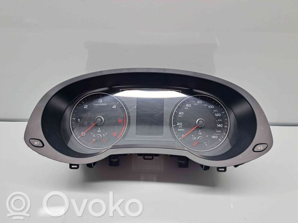 Audi Q3 8U Tachimetro (quadro strumenti) 