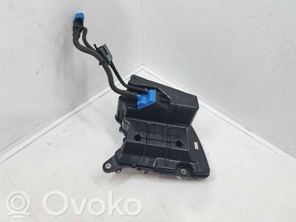 Audi A4 S4 B9 Zbiornik paliwa 