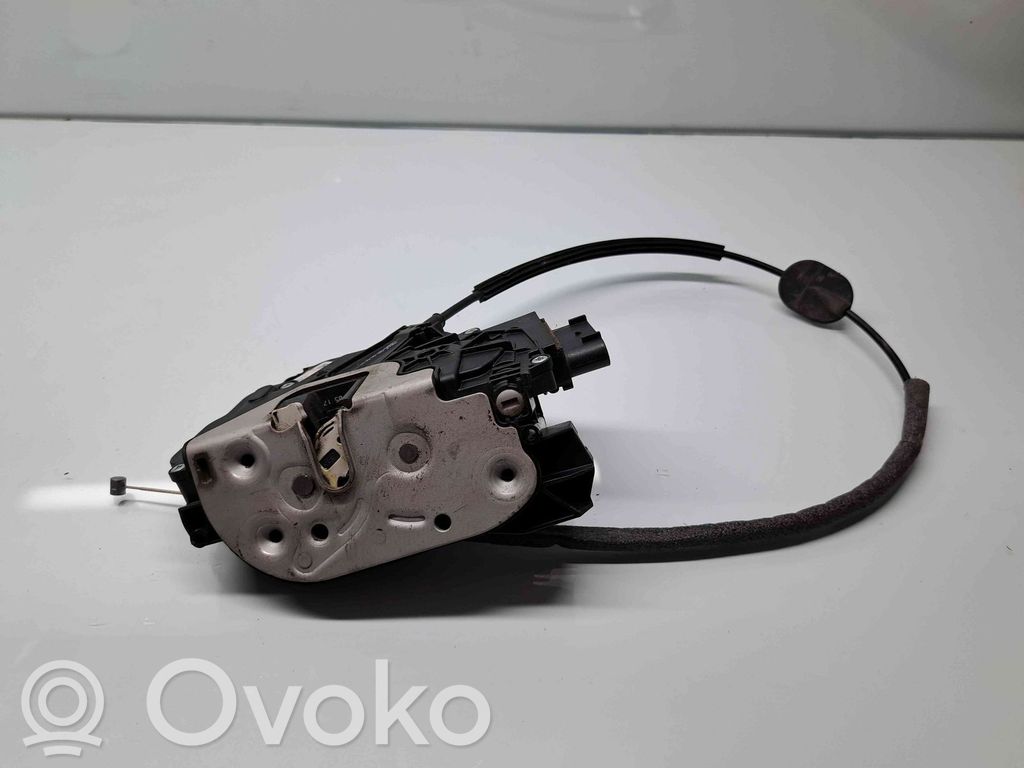 Ford B-MAX Front door lock (next to the handle) 