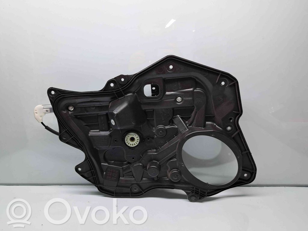 Mazda 3 II Mecanismo para subir la puerta trasera sin motor 