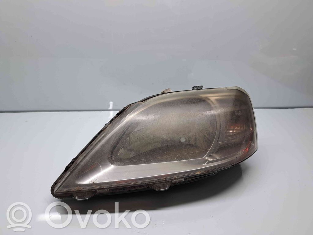 Dacia Logan I Headlight/headlamp 