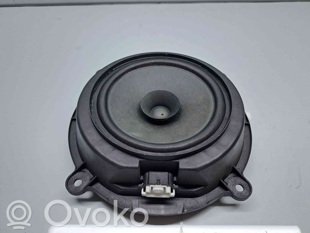 Etuoven kaiutin   KF0166960