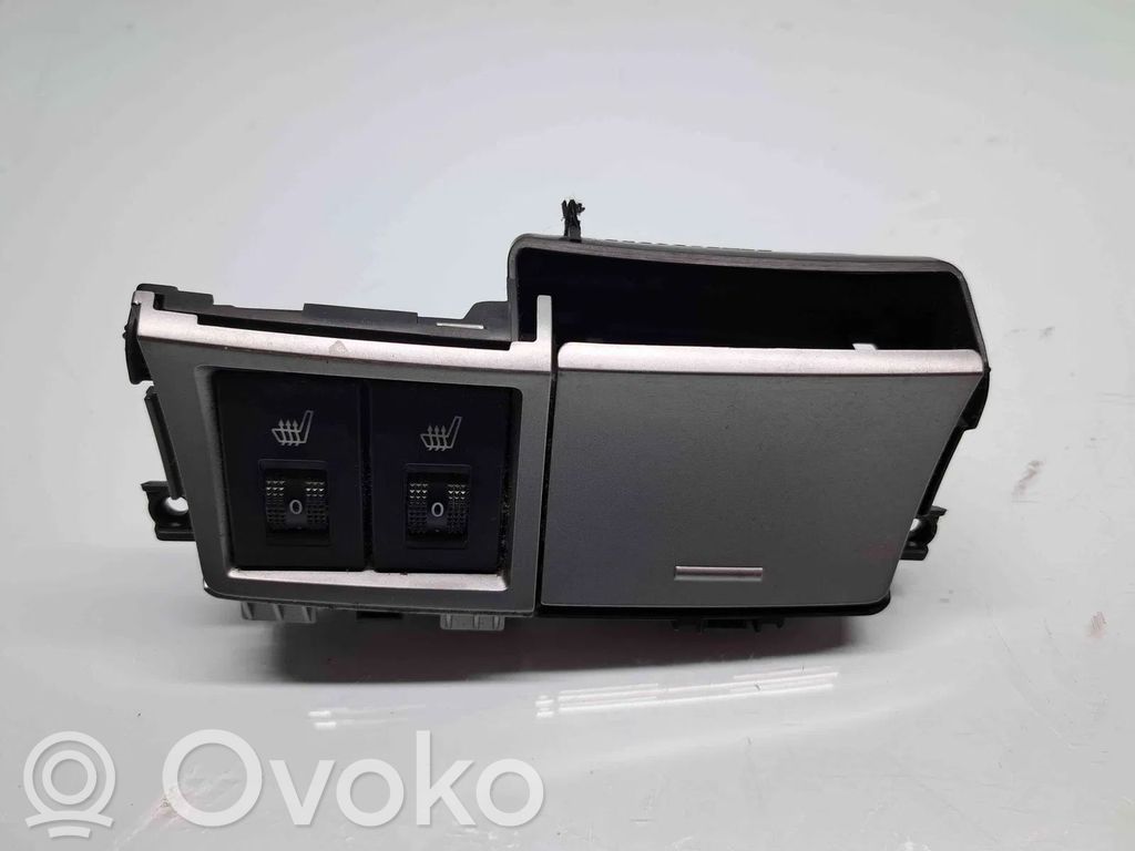 Mazda 3 II Car ashtray 