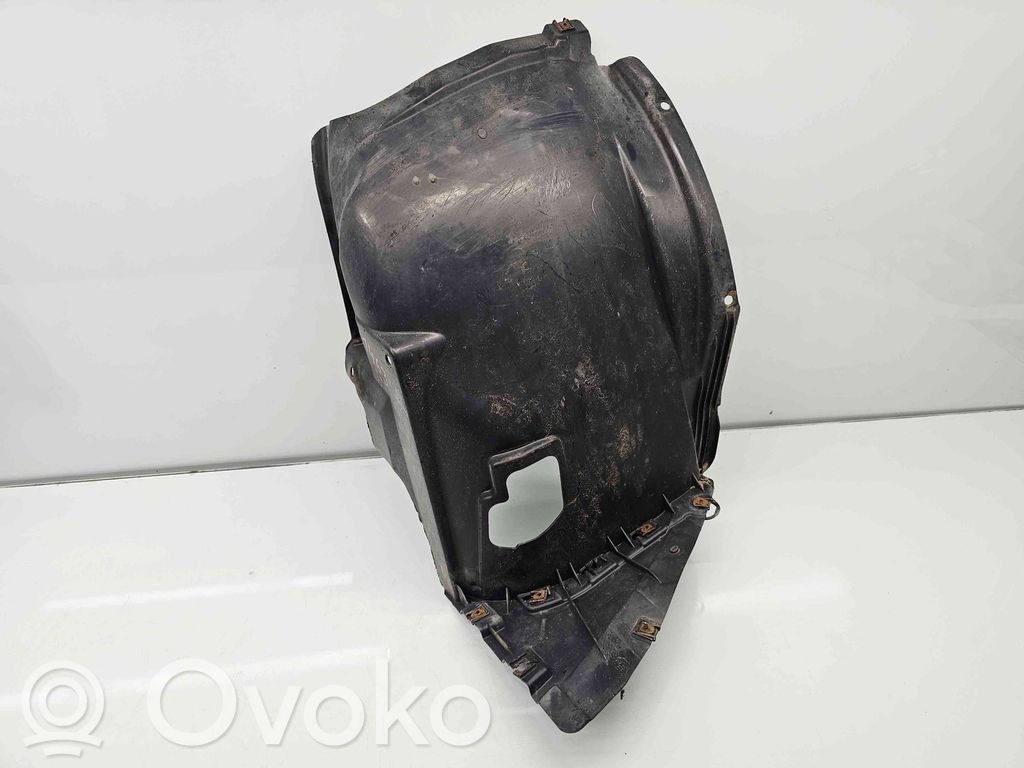 Priekšējais dubļusargs   7059375