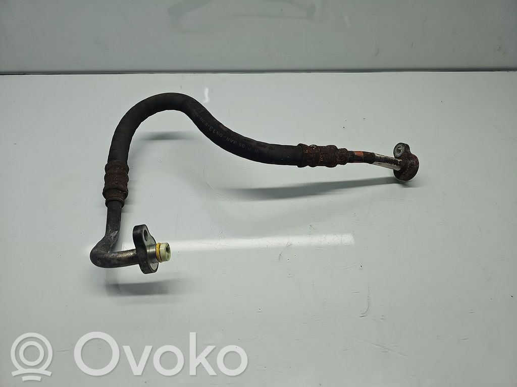 Ilmastointilaitteen putki (A/C)   31320480