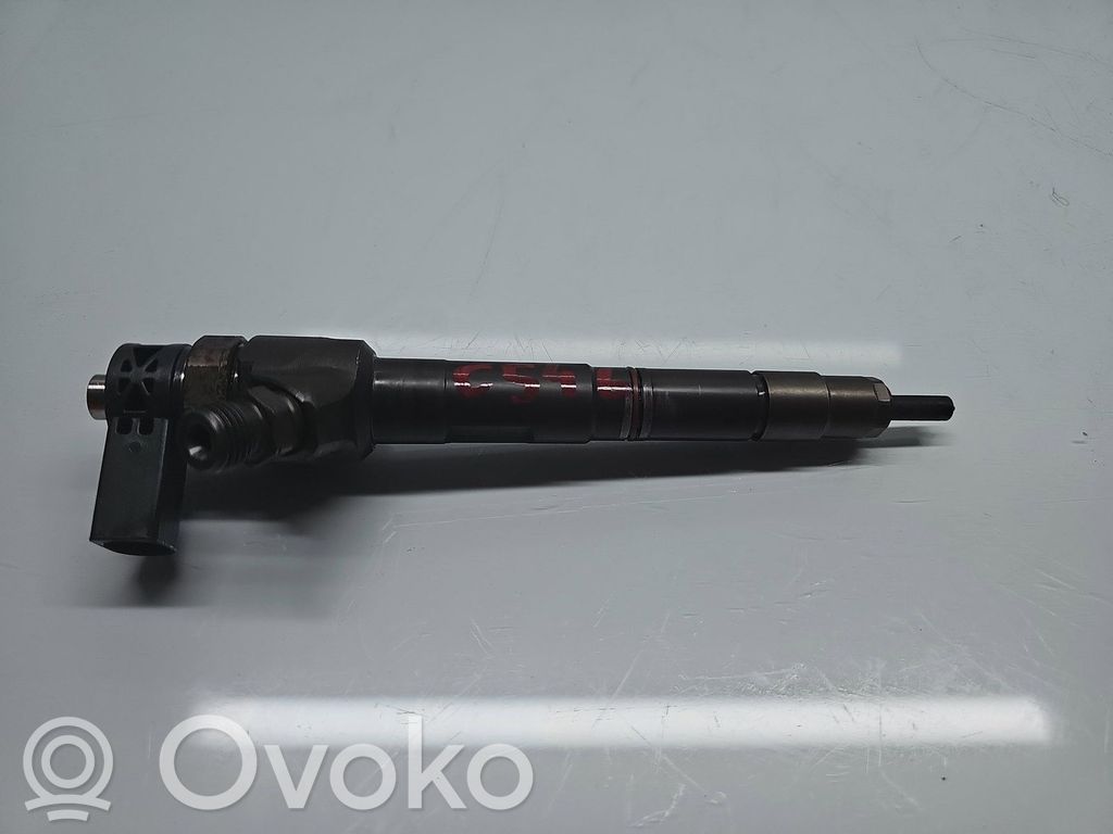 Inyector de combustible   04L130277G