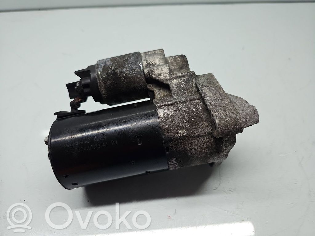 Motor de arranque   233001073R