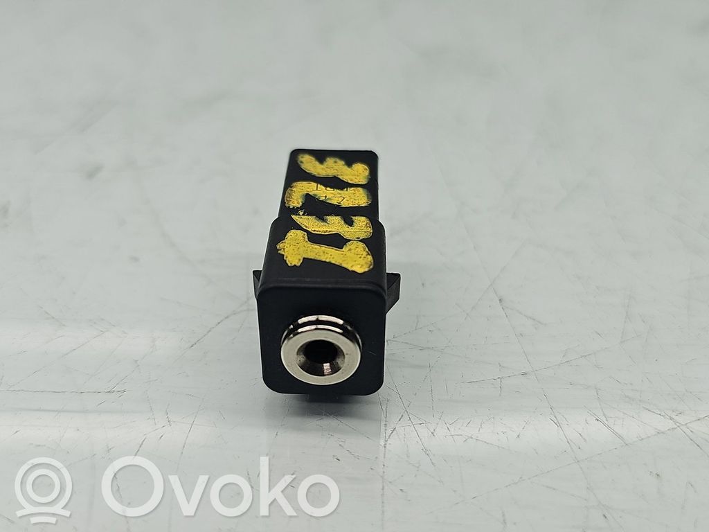 Other switches/knobs/shifts   DM5T19A164AA