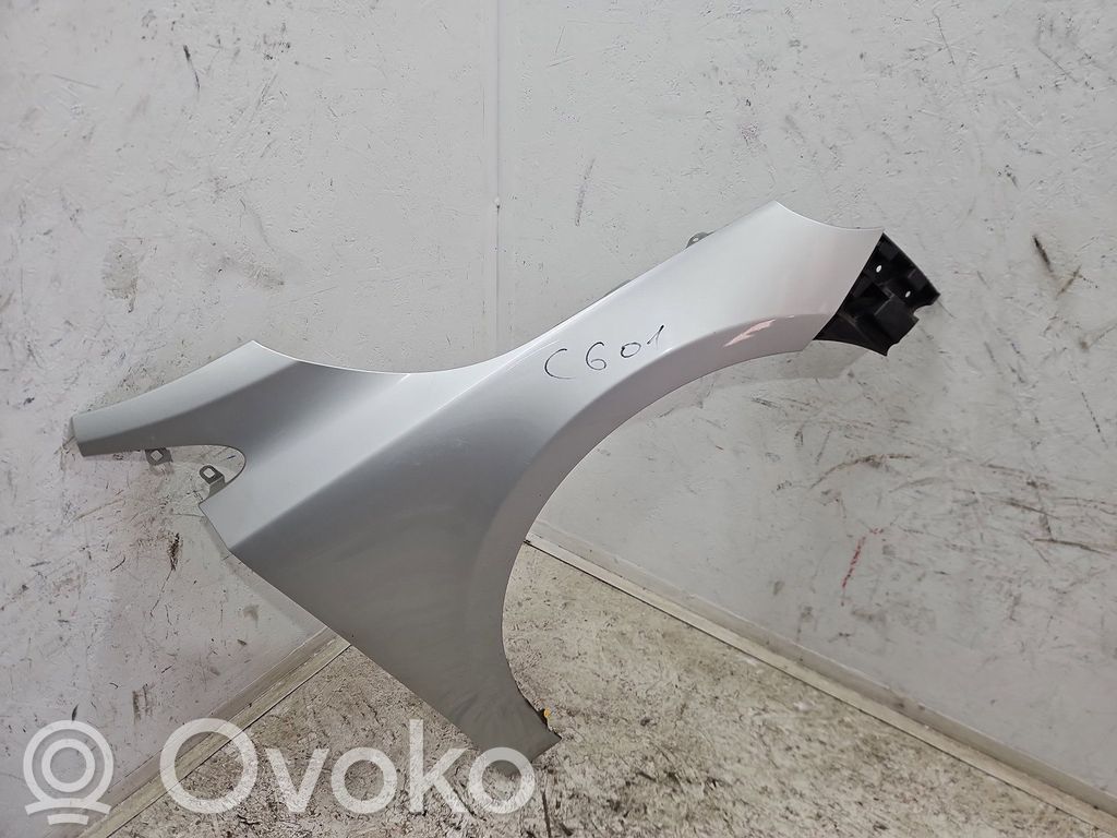 Volvo V40 Fender 