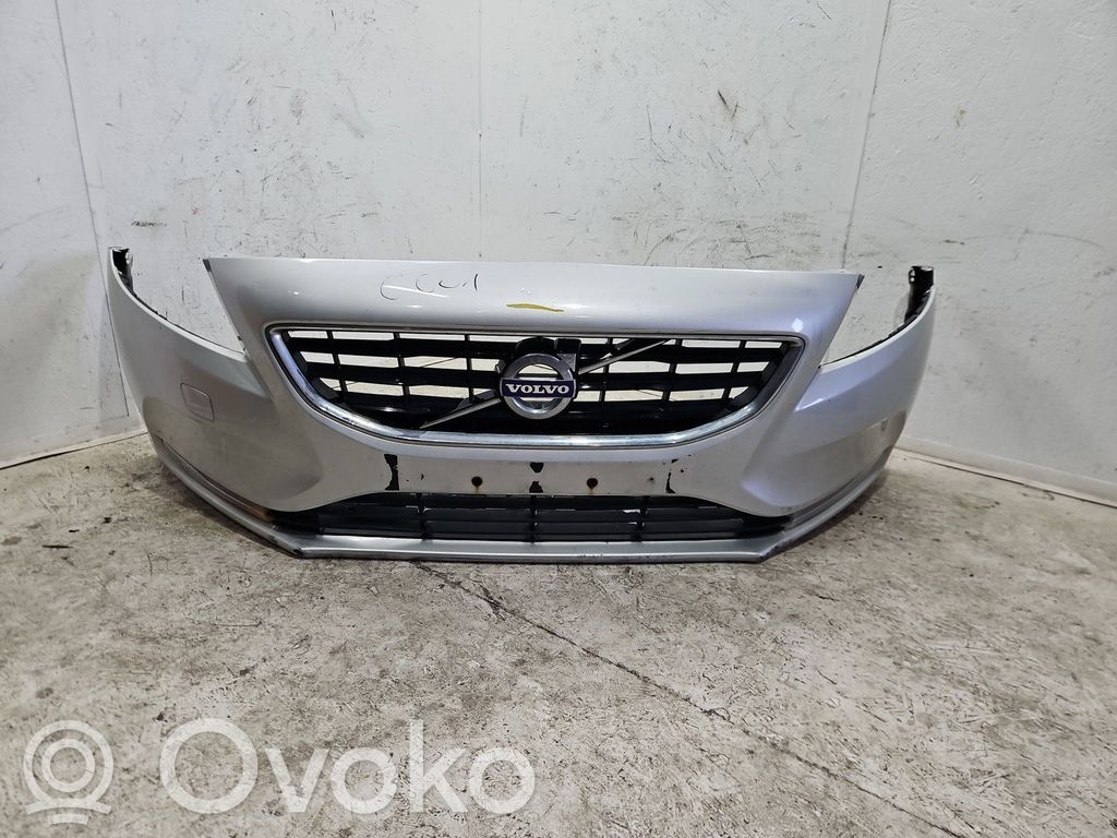 Front bumper   42600