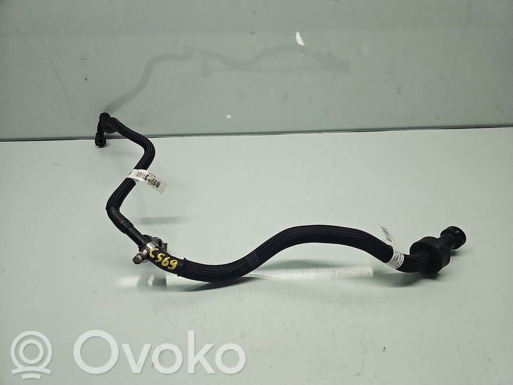 BMW 3 E90 E91 Polttoaineputken letku 