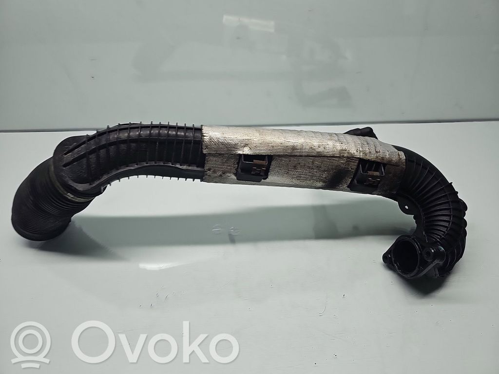 Ford Kuga I Ventilație/conductă aerisire/furtun 