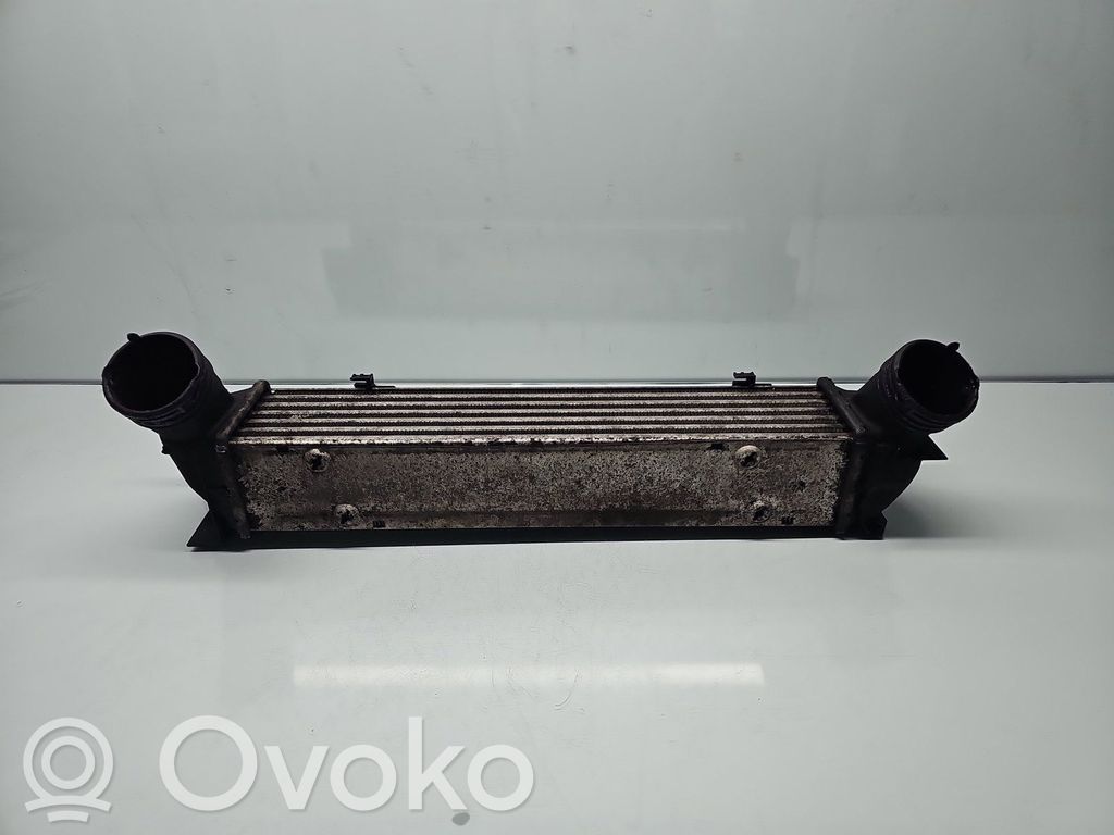 BMW 1 E82 E88 Radiator intercooler 