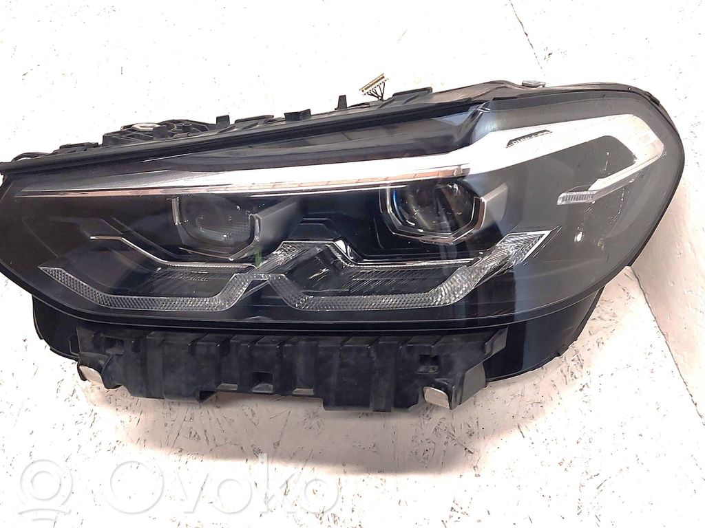 BMW X3 G01 Lampa przednia 