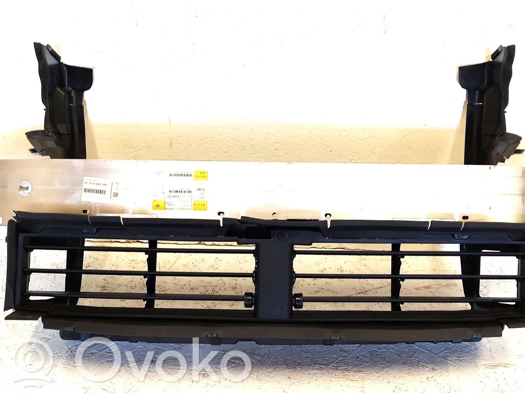 BMW X1 U11 Belka zderzaka przedniego 