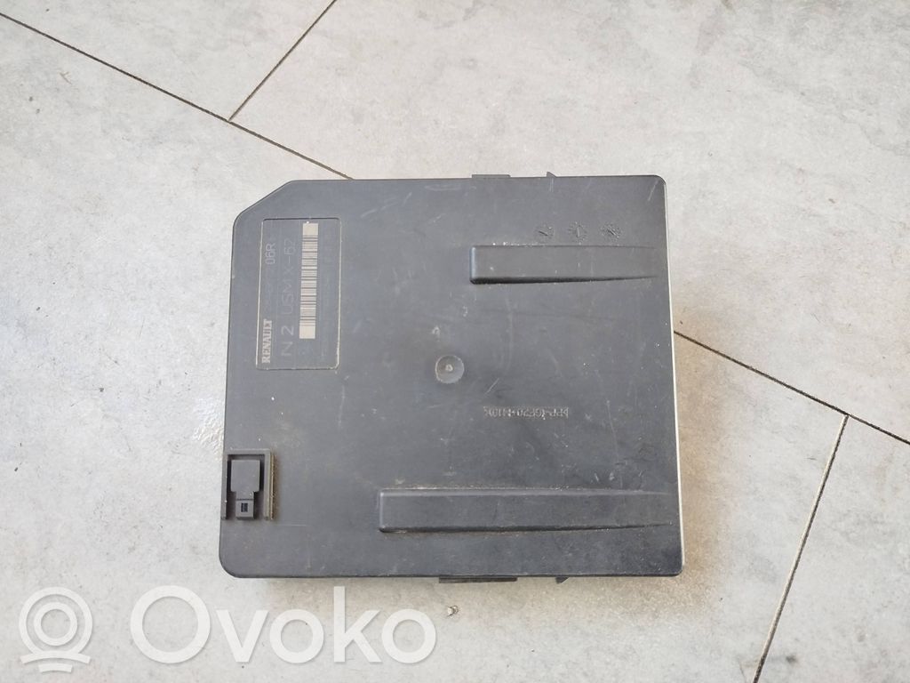 Fuse module   284B67206R,284B67206,519336184,7710001340
