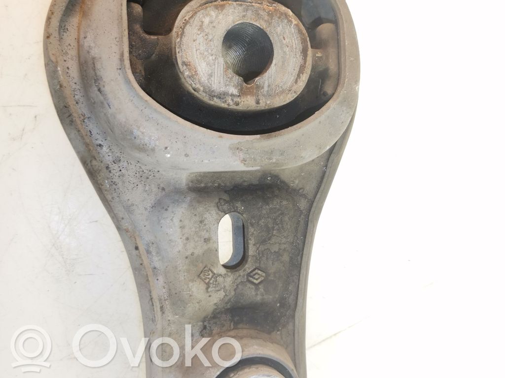 Opel Vivaro Engine mount bracket 