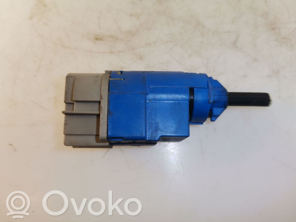 Renault Clio III Brake pedal sensor switch 