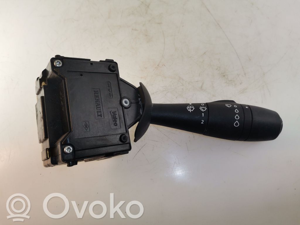 Renault Trafic III (X82) Wiper switch 