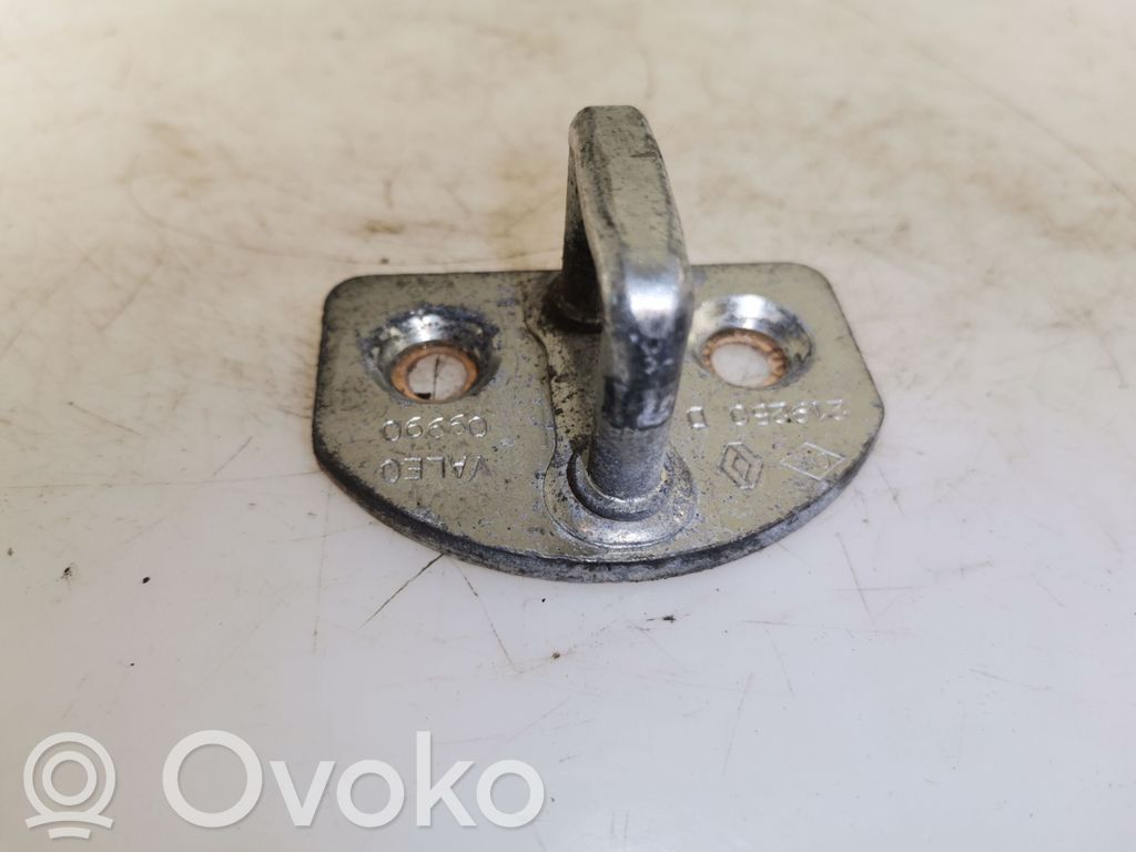 Renault Master III Front door lock loop/hook striker 
