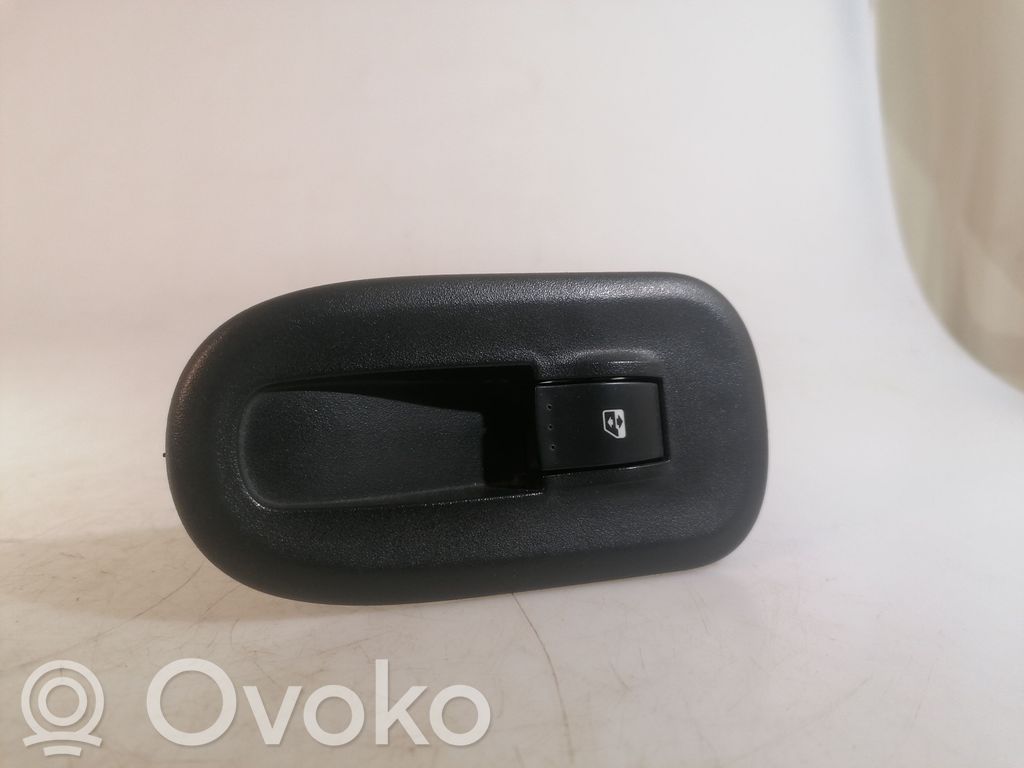 Renault Master III Electric window control switch 