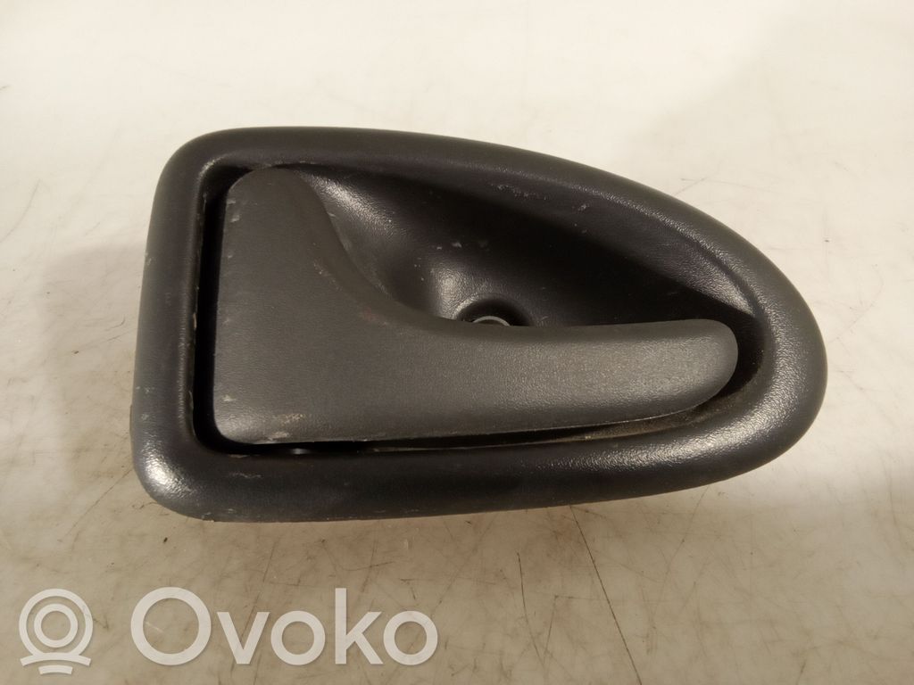 Opel Vivaro Manecilla interna puerta delantera 