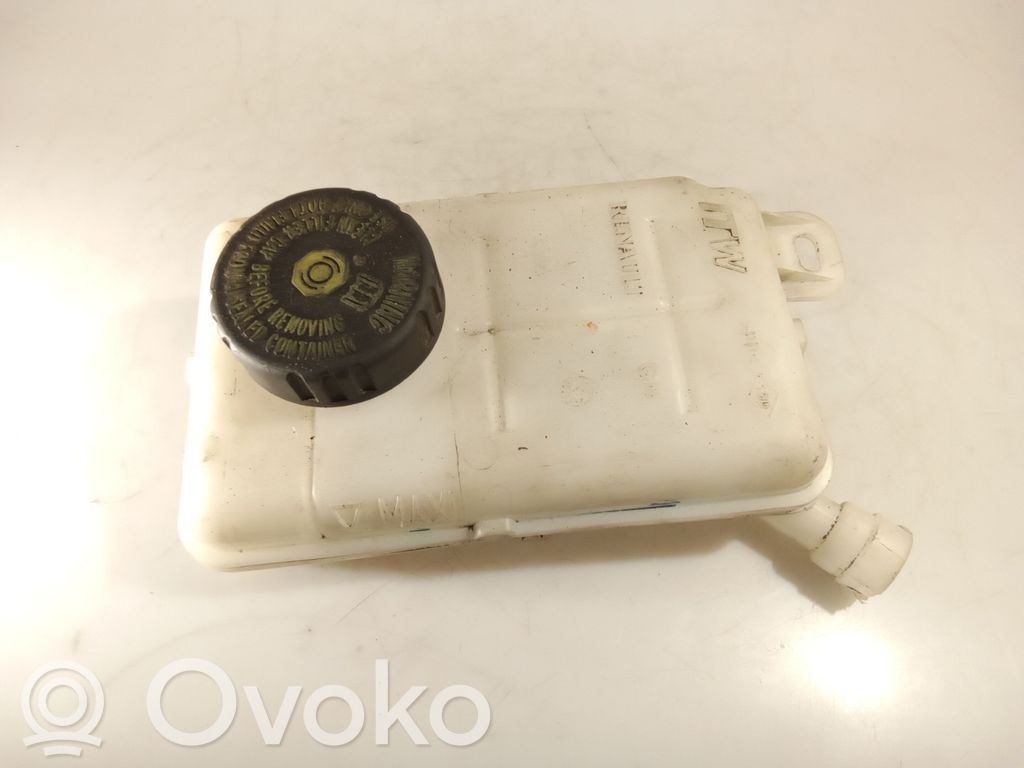 Opel Vivaro Jarrunestesäiliö 