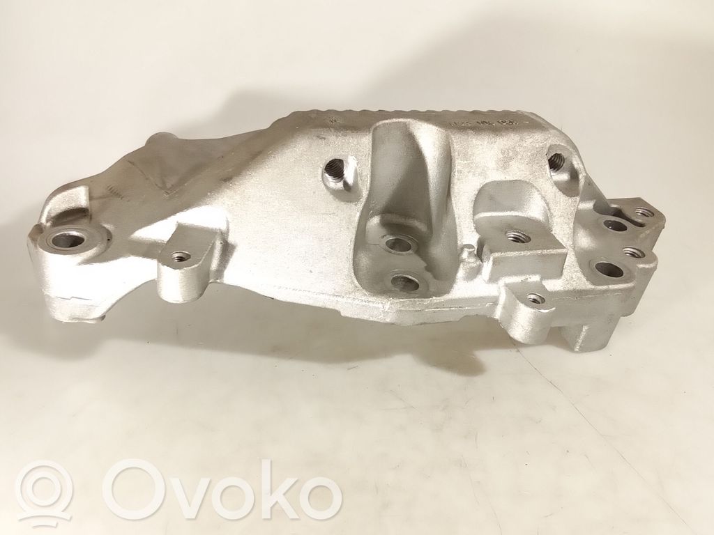 Renault Master III Engine mounting bracket 