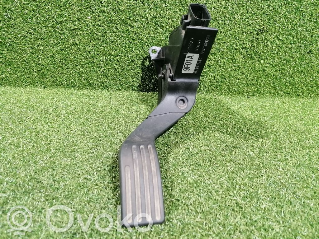Ford Focus Accelerator throttle pedal 