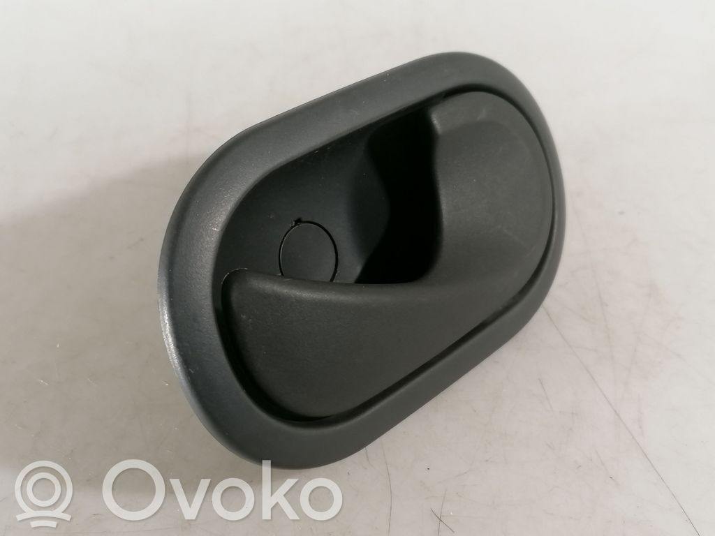 Renault Master III Rear door interior handle 