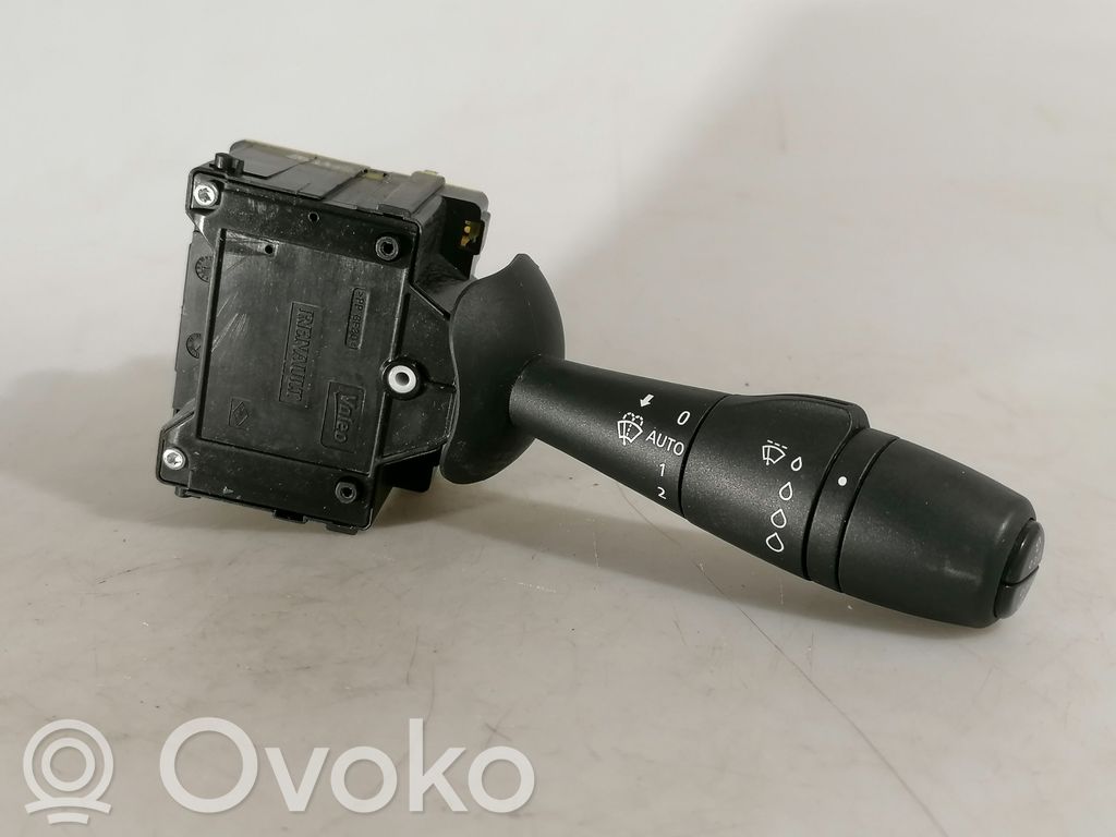 Opel Vivaro Wiper control stalk 