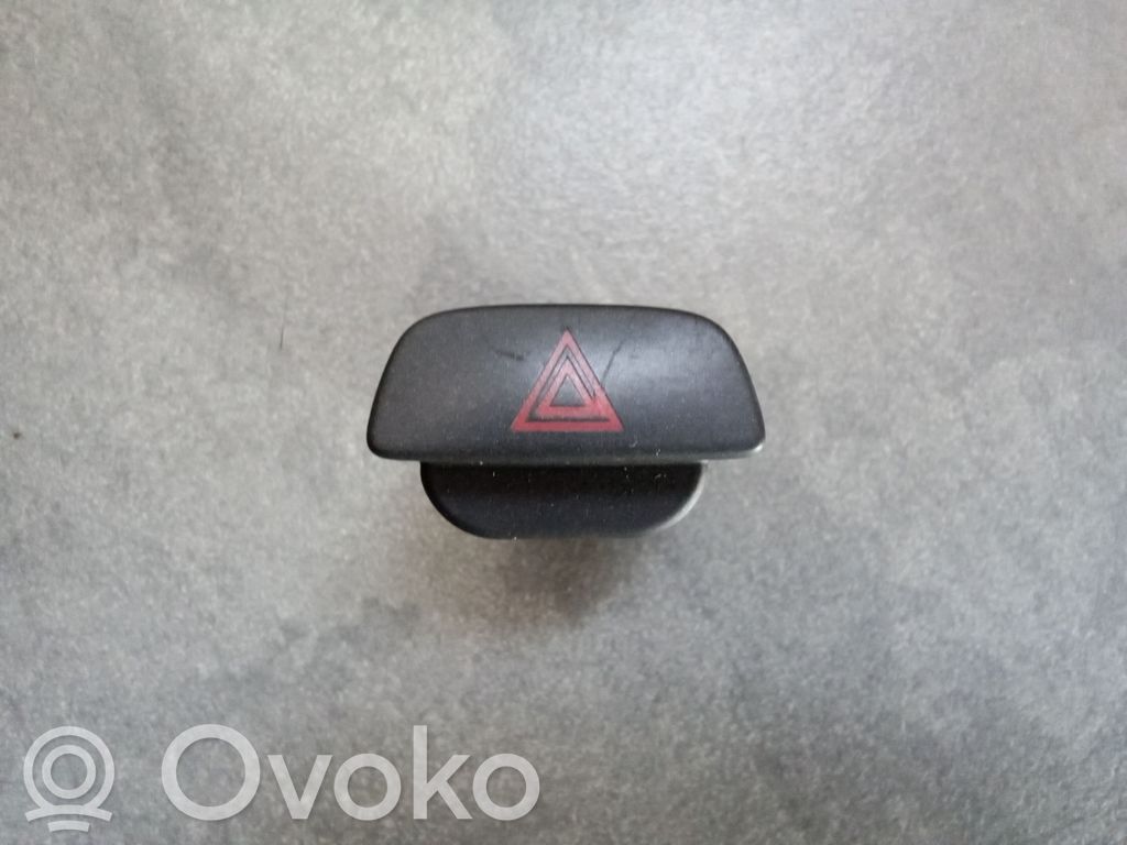 Ford Focus Hazard light switch 