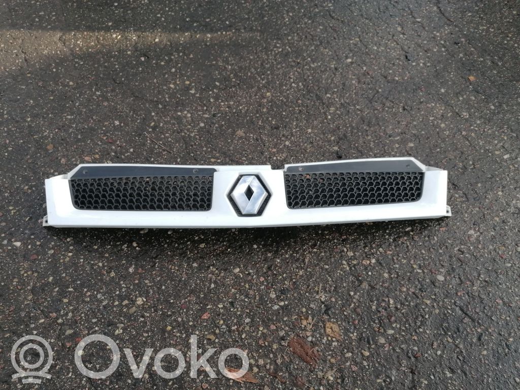 Renault Master II Front grill 