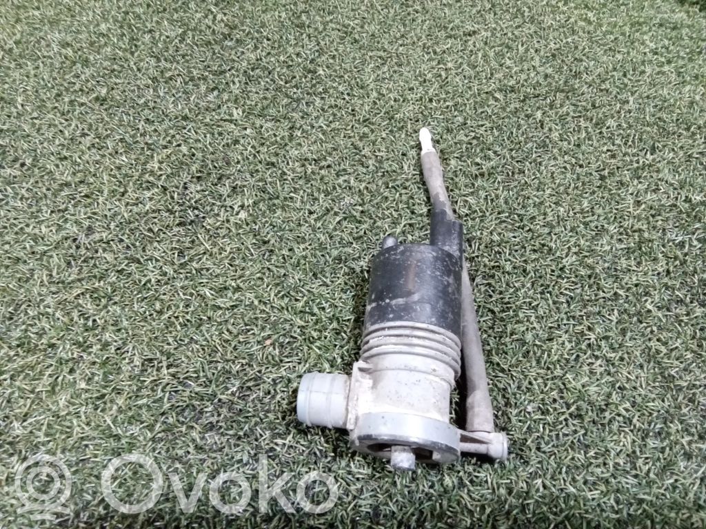 Renault Trafic III (X82) Windscreen/windshield washer pump 