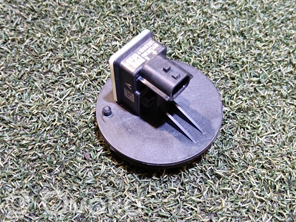 Renault Espace V (RFC) Airbag deployment crash/impact sensor 