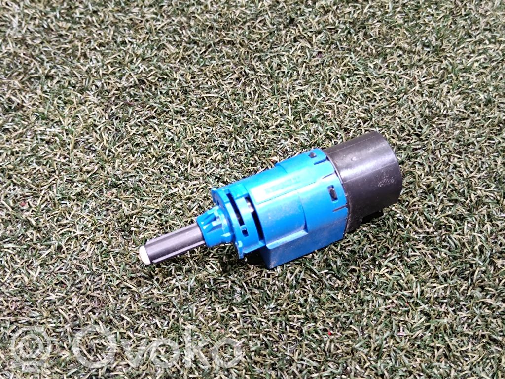 Opel Vivaro Clutch pedal sensor 