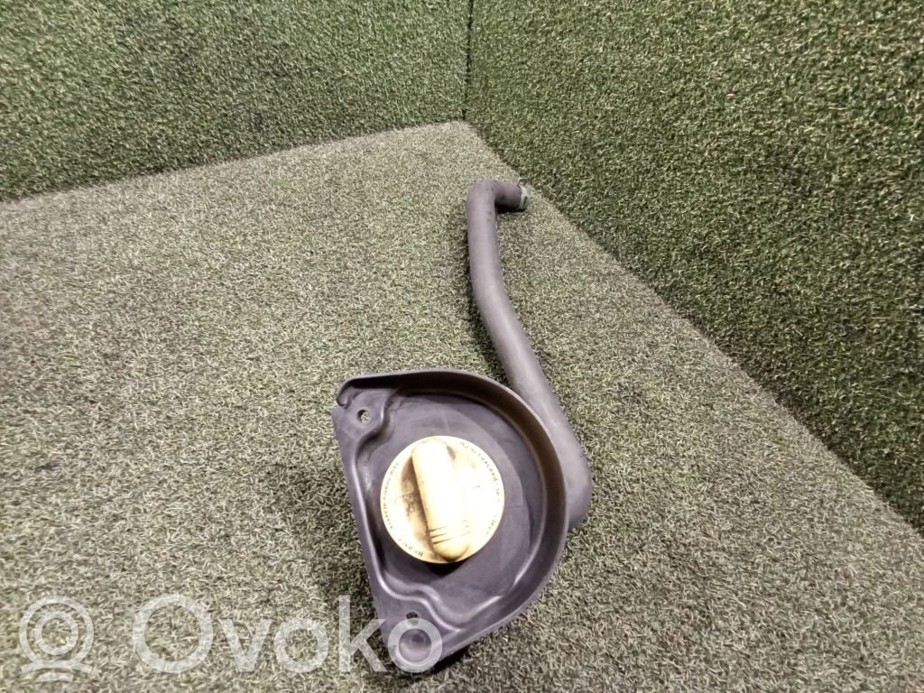 Opel Movano B Öleinfüllstutzen 