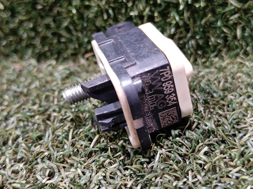 Porsche Cayenne (92A) Airbagsensor Crashsensor Drucksensor 